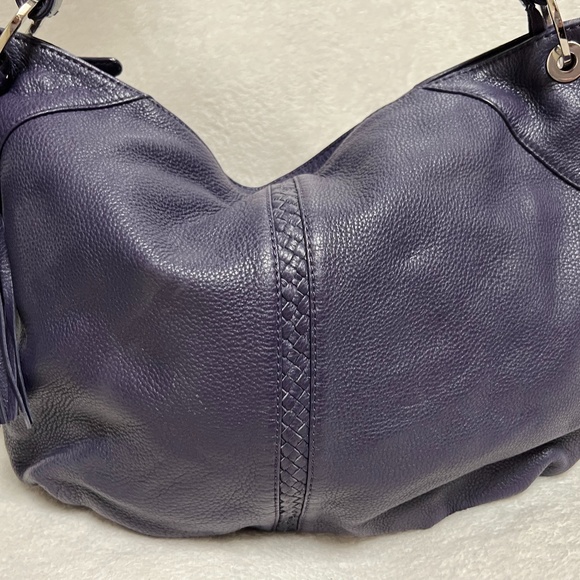 Danier Leather Shoulder Bag - Picture 2 of 5
